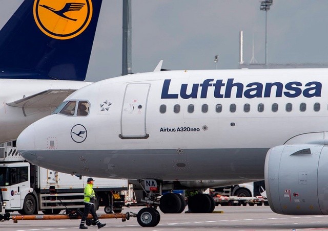 Lufthansa заменит приветствие «Дамы и господа» гендерно-нейтральной фразой