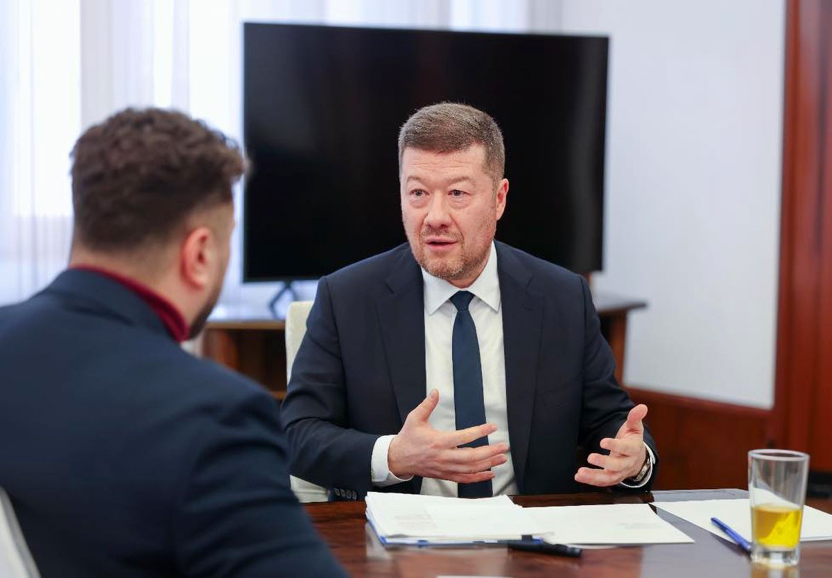Окамура недоволен: Чехия отправила на оружие для Украины 140 млн крон