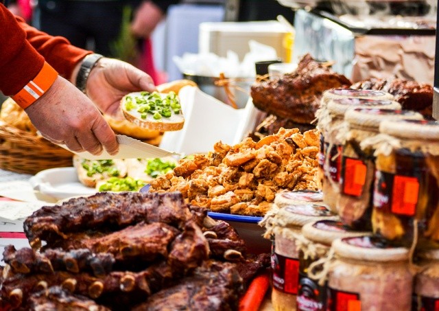 В субботу в Праге пройдет фестиваль уличной еды Letní Street Food