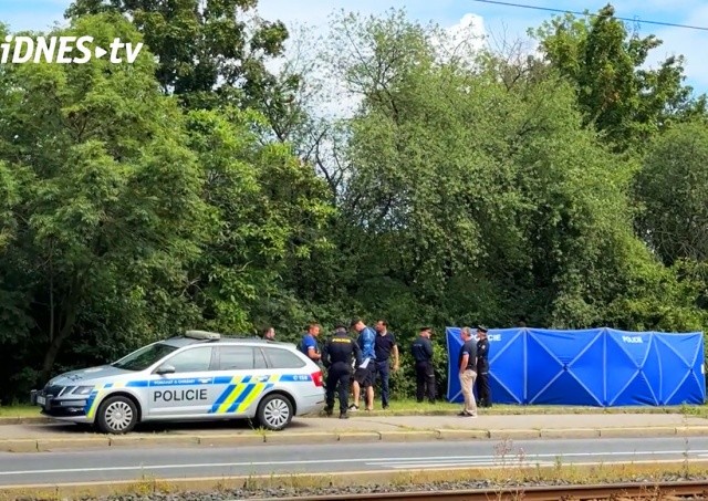 Пропавший в Праге полицейский найден мертвым