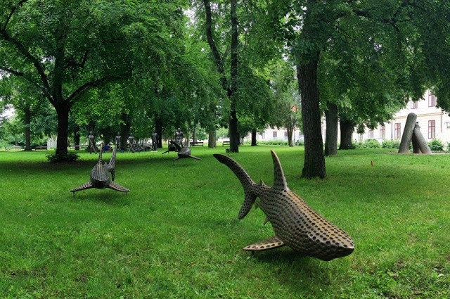 В Праге проходит фестиваль уличных скульптур Sculpture Line 2024