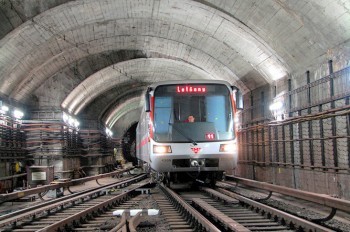 В Праге часть метро встала из-за неадекватного пассажира 