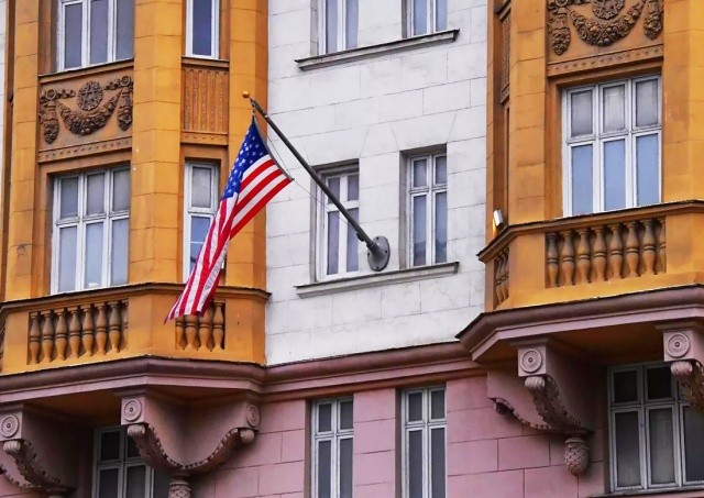 Посольство США призвало своих граждан срочно покинуть Россию