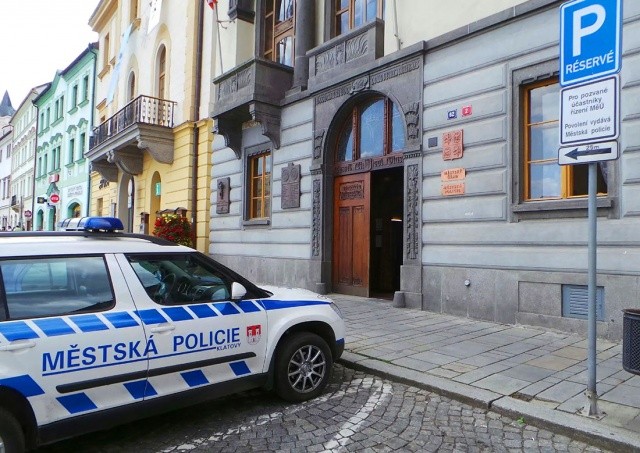 В Чехии полицейский дал пощечину вору. Теперь ему грозит тюрьма