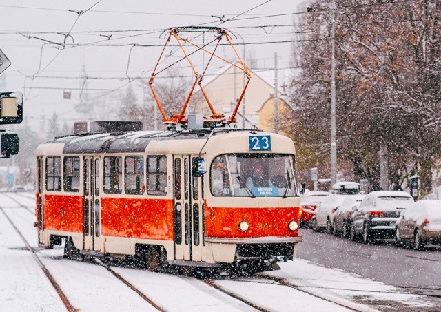В связи с предрождественской суетой Прага усилит работу общественного транспорта