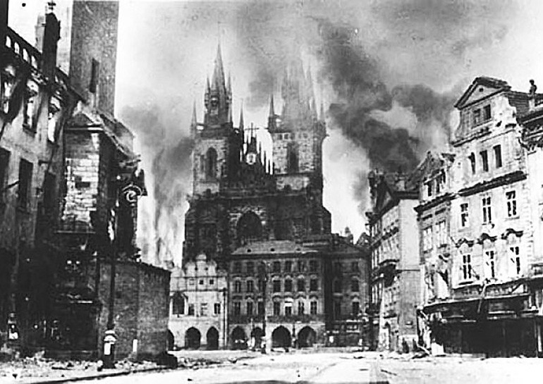 Ровно 80 лет назад началось Пражское восстание: фото и видео