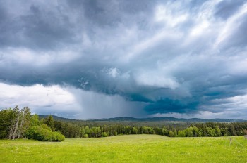 Похолодание и дожди: чешские синоптики опубликовали прогноз погоды на неделю