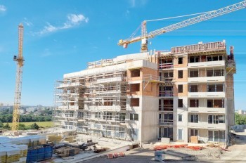 Прага упрочила лидерство по недоступности квартир в Центральной Европе