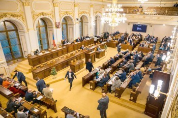 В Чехии депутаты отклонили закон о запрете распития алкоголя в парламенте