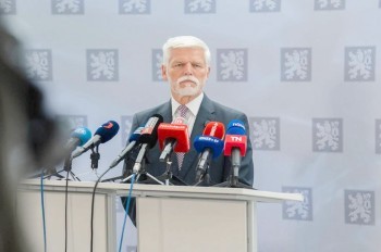 Президент Чехии: у Украины есть два месяца для принуждения России к миру