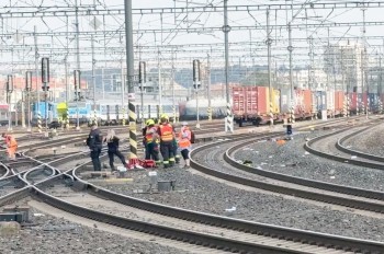 В Праге пассажирка выпрыгнула из движущегося поезда